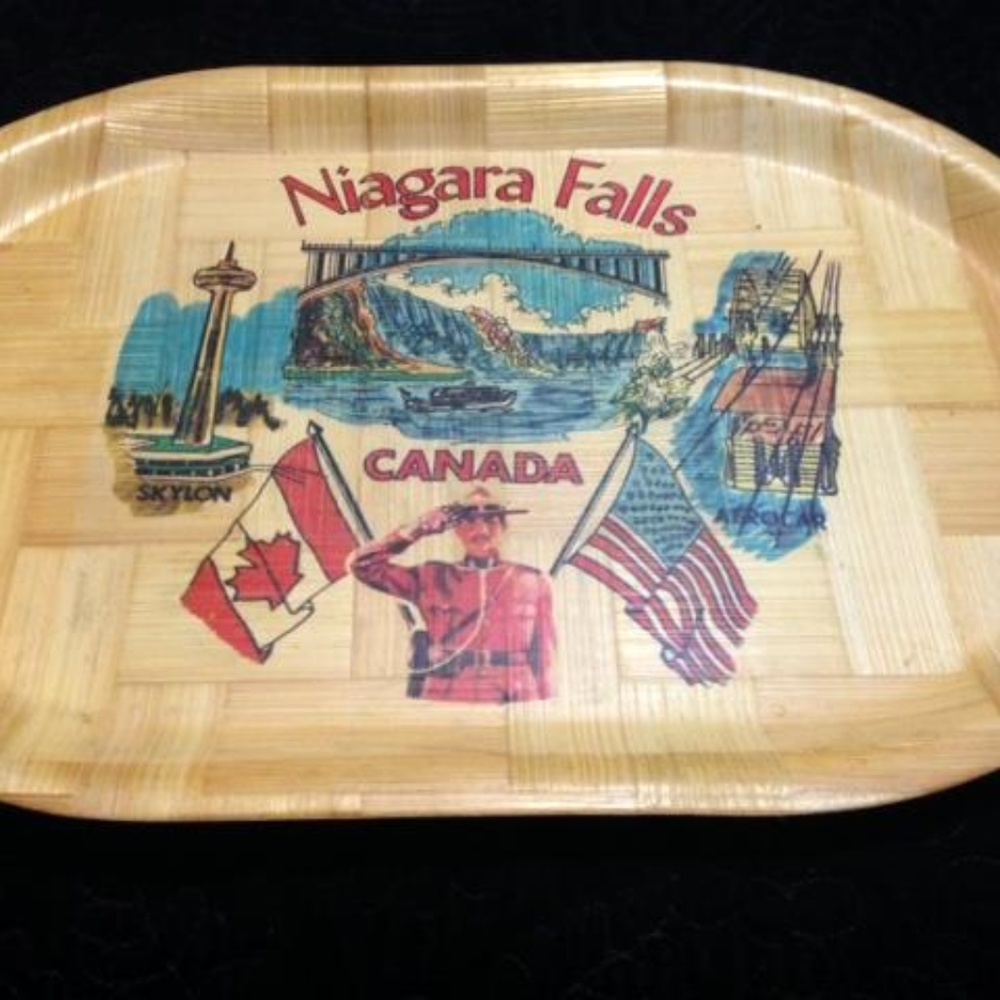 Vintage Niagara Falls Bamboo Tray